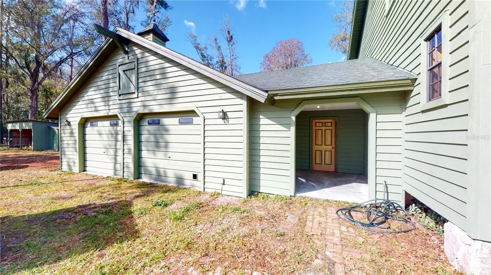 19803 READING ROAD Lutz, FL 33558