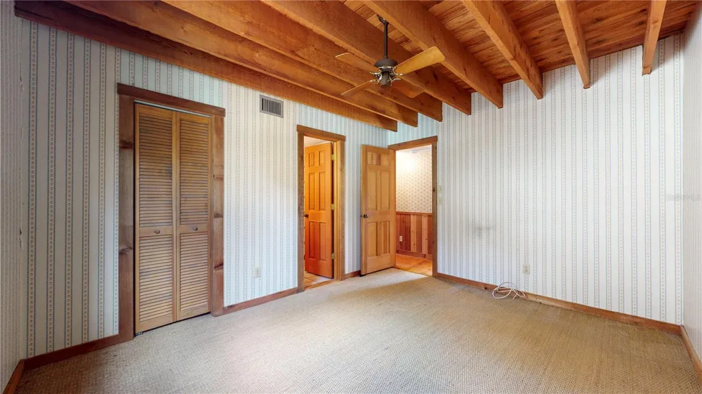 19803 READING ROAD Lutz, FL 33558