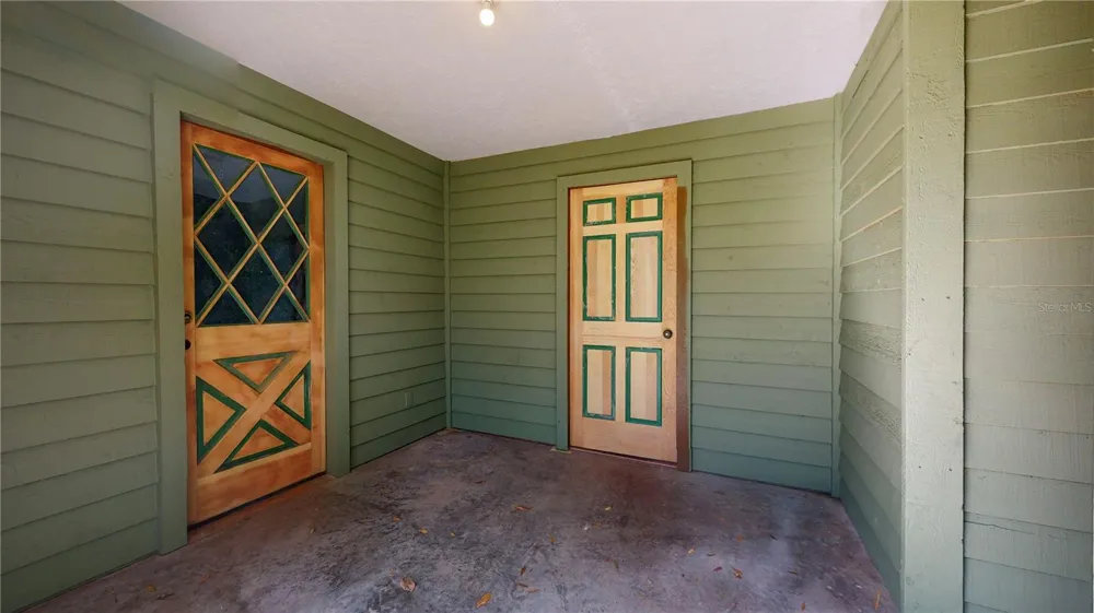 19803 READING ROAD Lutz, FL 33558