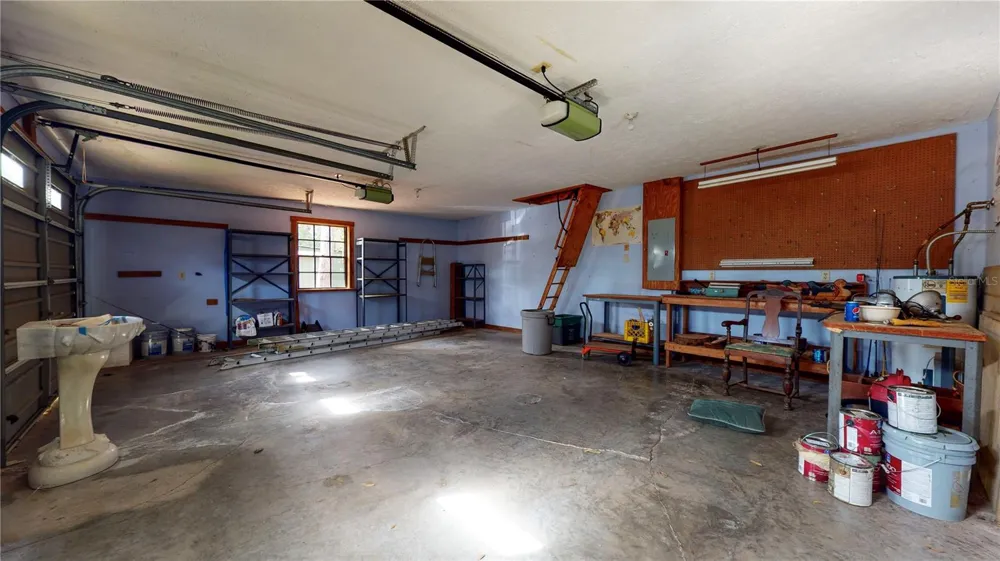 19803 READING ROAD Lutz, FL 33558