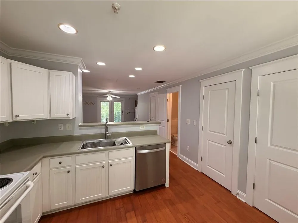 1035 Barnett Shoals Road #623 Athens, GA 30605