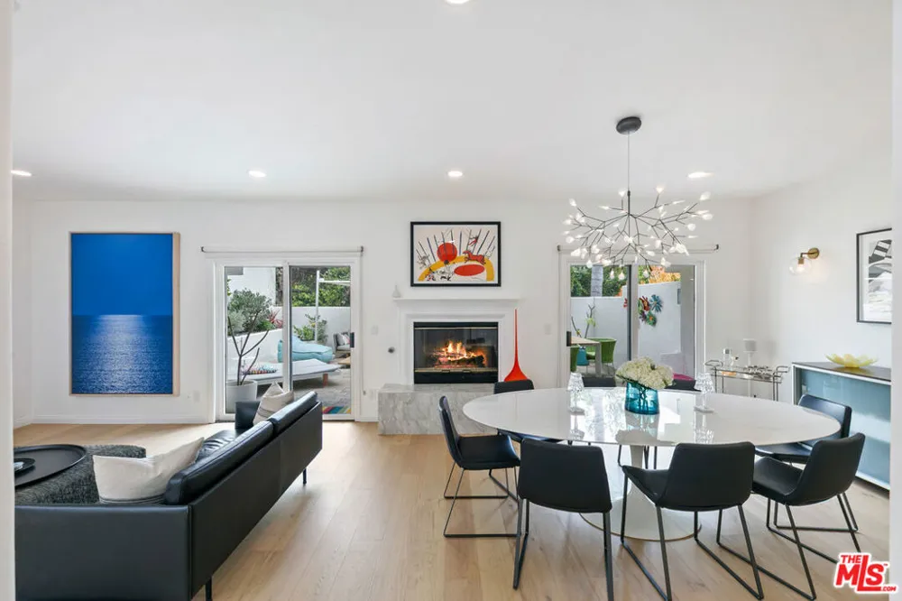 6435 Zumirez Drive #9 Malibu, CA 90265