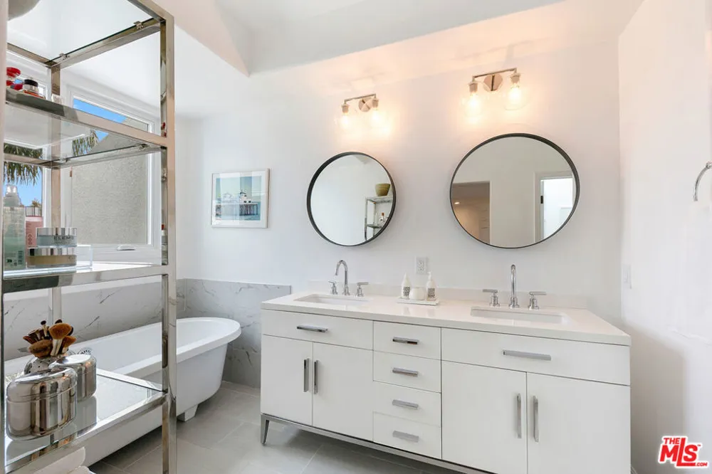 6435 Zumirez Drive #9 Malibu, CA 90265