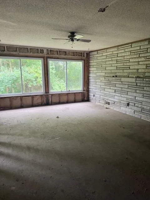 3903 Willow Drive NE Grand Rapids, MI 49525