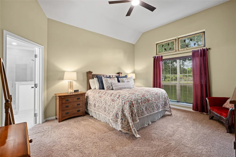 618 S Hudson Street Flatonia, TX 78941
