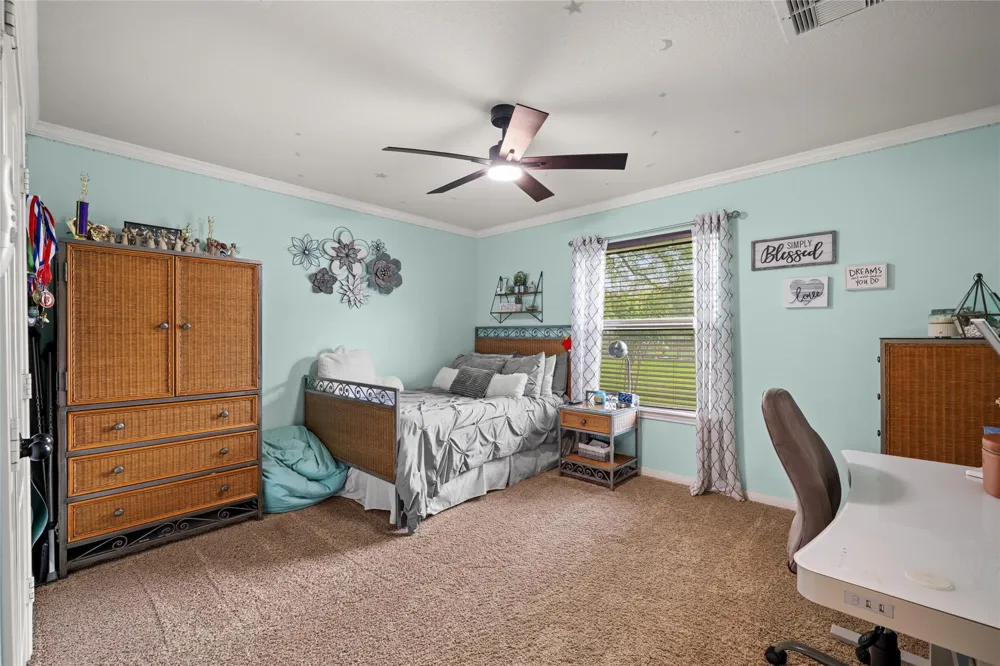 618 S Hudson Street Flatonia, TX 78941