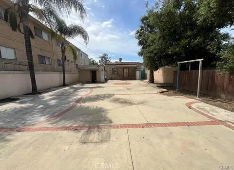 14717 Victory Boulevard
