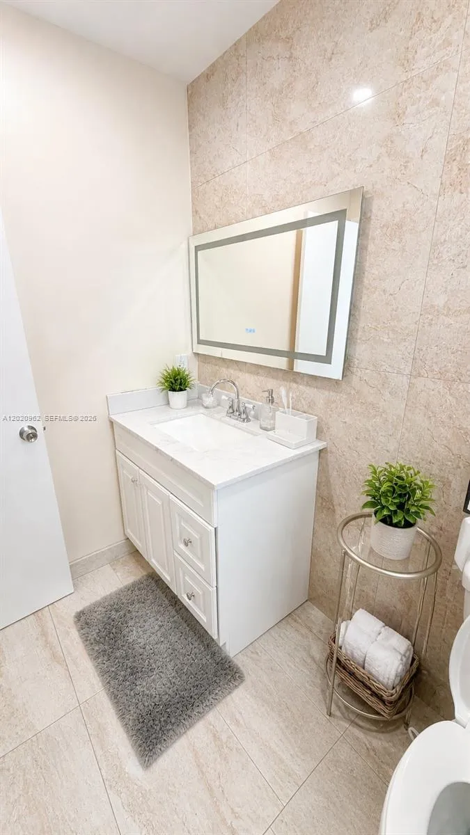 401 SW 109th Ave #14 Miami, FL 33174