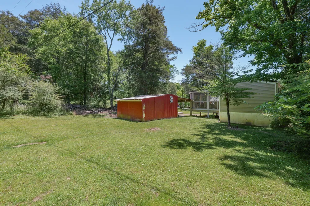 21 Lincoln Lake Rd Kelso, TN 37348