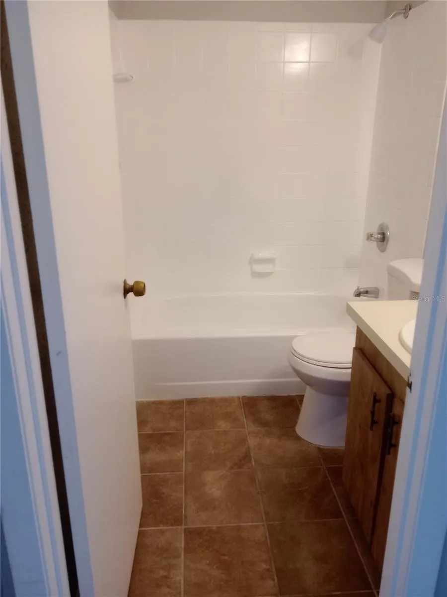 2190 KNOX MCRAE DRIVE #F Titusville, FL 32780