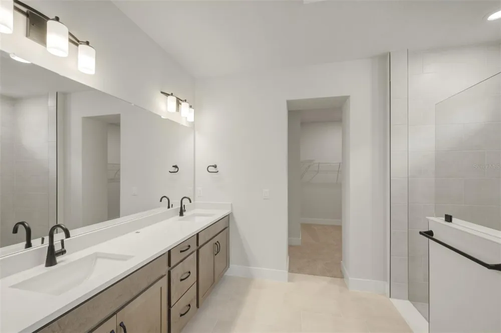 10665 CRESCENT CREEK CROSSING Parrish, FL 34219