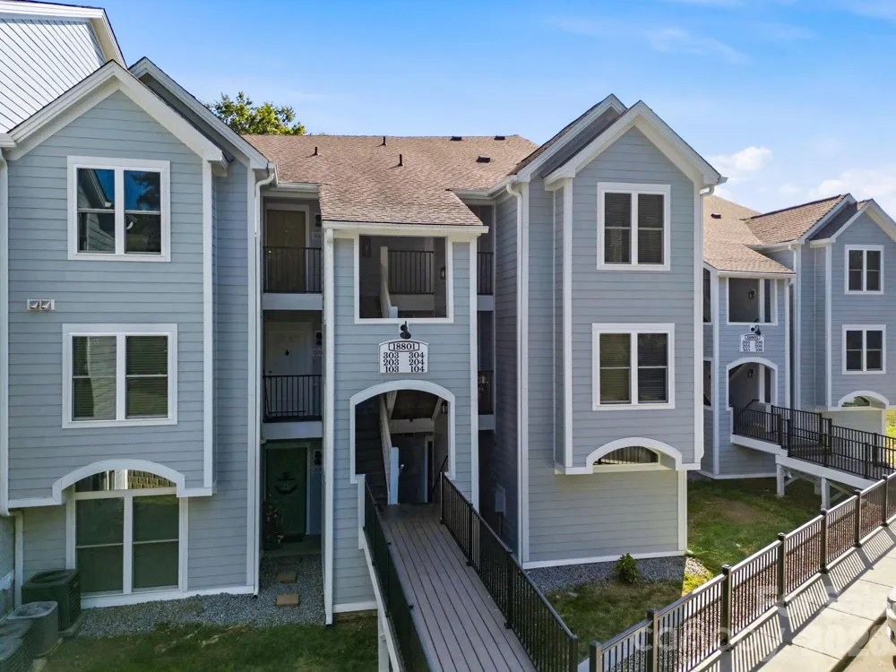 18801 Nautical Drive #304 Cornelius, NC 28031
