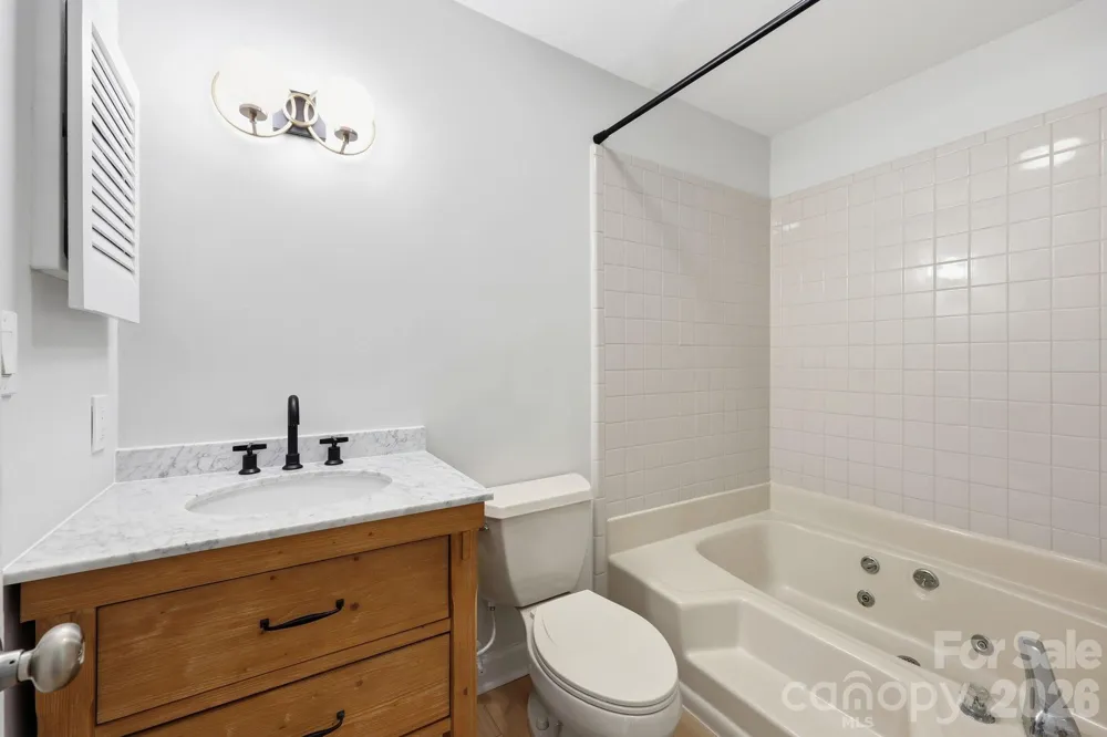18801 Nautical Drive #304 Cornelius, NC 28031