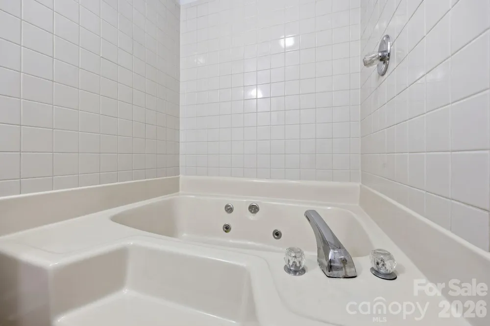 18801 Nautical Drive #304 Cornelius, NC 28031