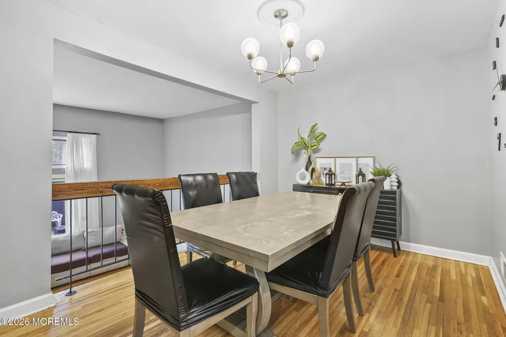 424 Tall Oak Lane Hillsborough, NJ 08844