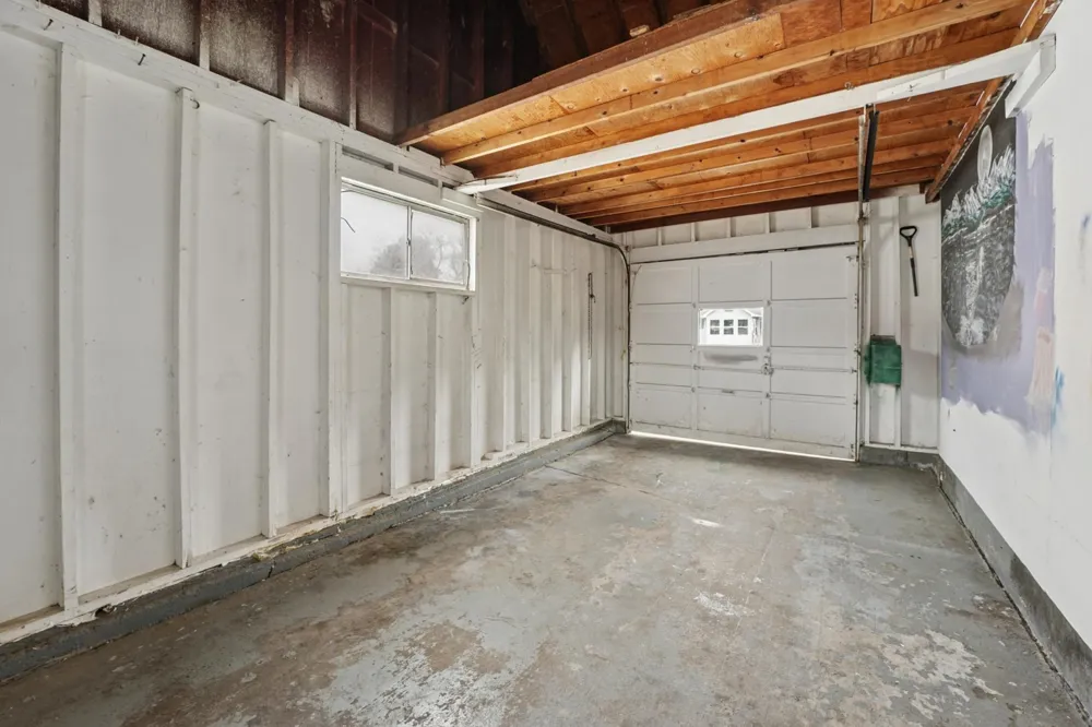 320 Andover Road Hoyt Lakes, MN 55750
