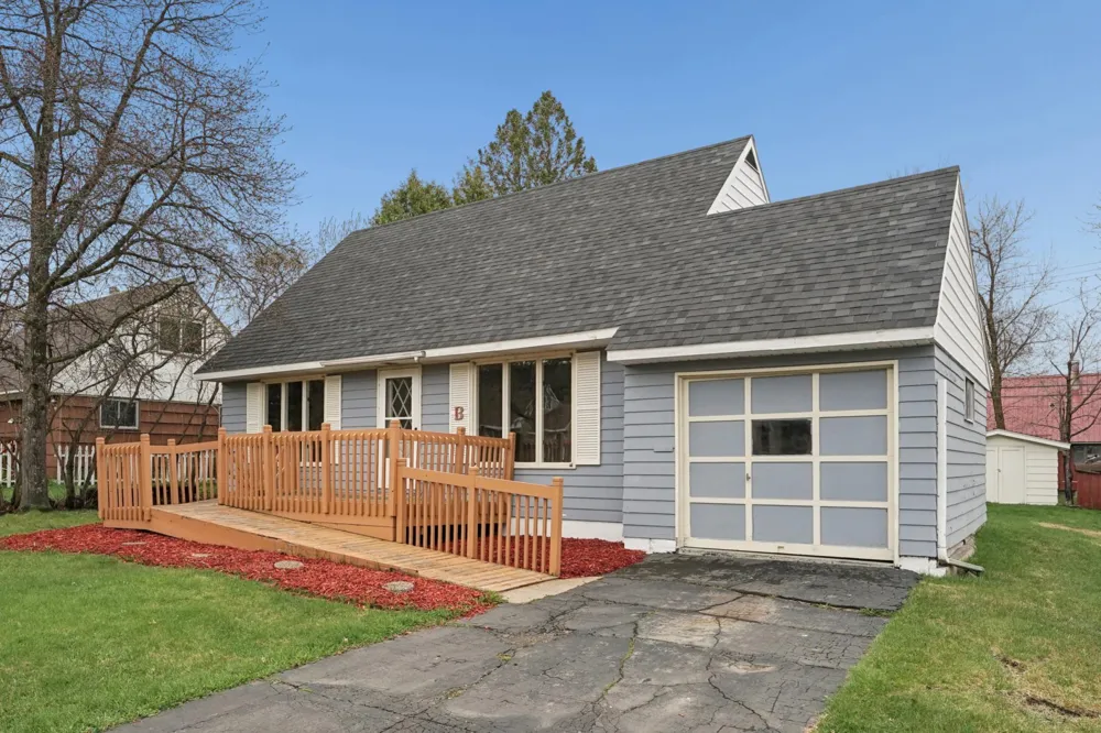 320 Andover Road Hoyt Lakes, MN 55750