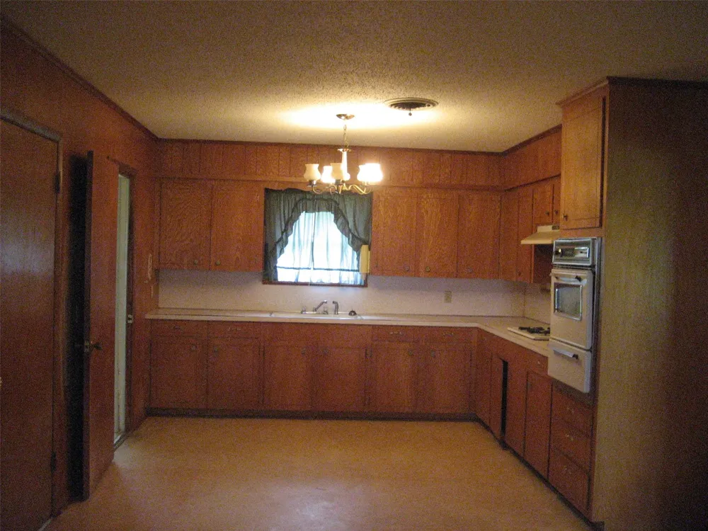 2030 Fm 2022 Elkhart, TX 75839