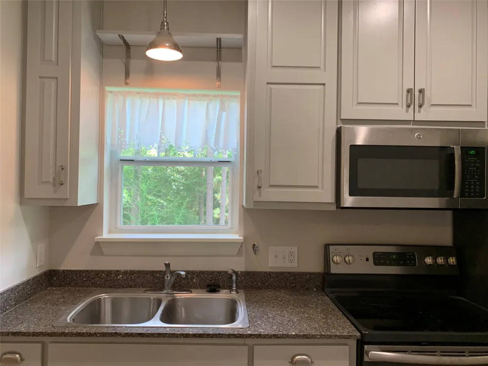 103 Susan Woodville, TX 75979