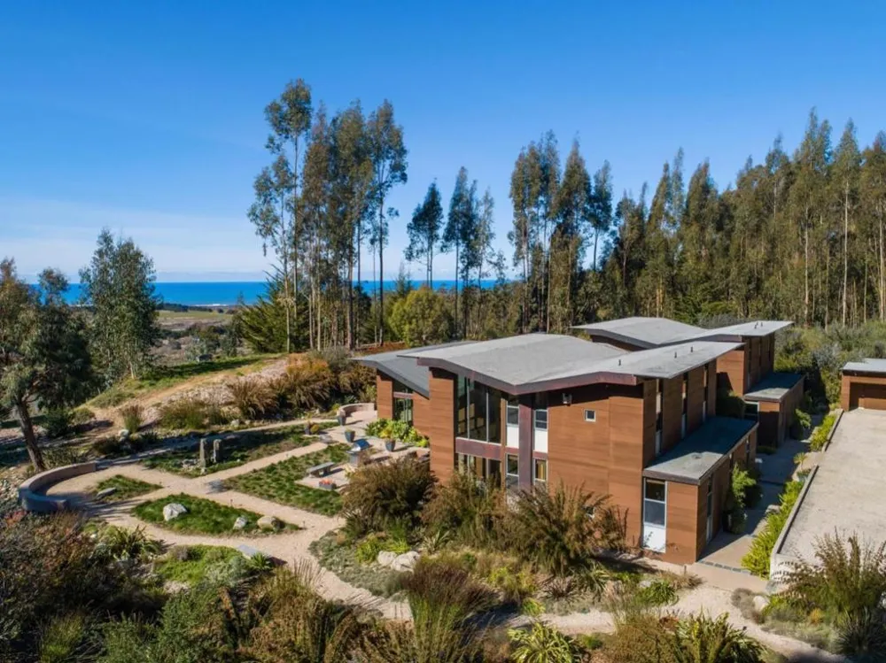 2050 Green Oaks Way Pescadero, CA 94060