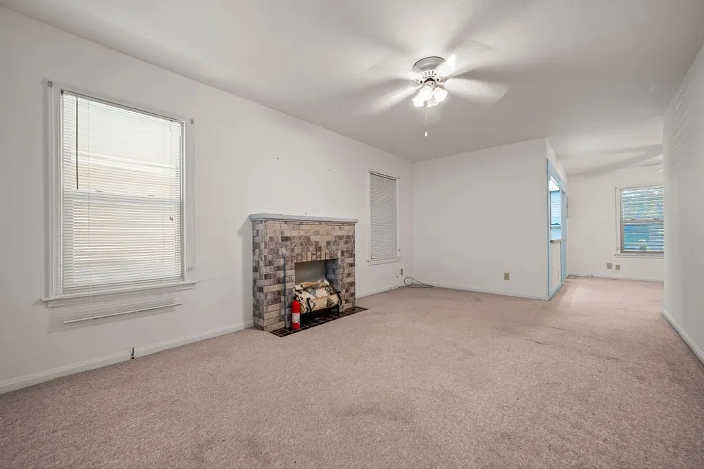 718 Ralston Corpus Christi, TX 78404