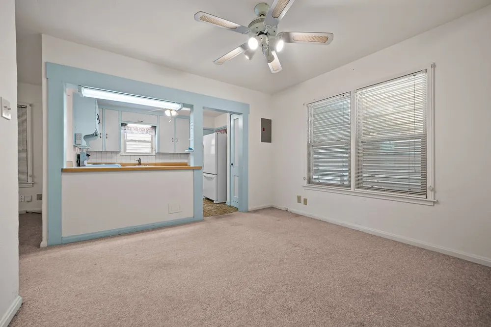 718 Ralston Corpus Christi, TX 78404