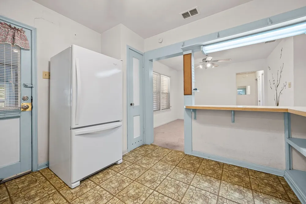 718 Ralston Corpus Christi, TX 78404