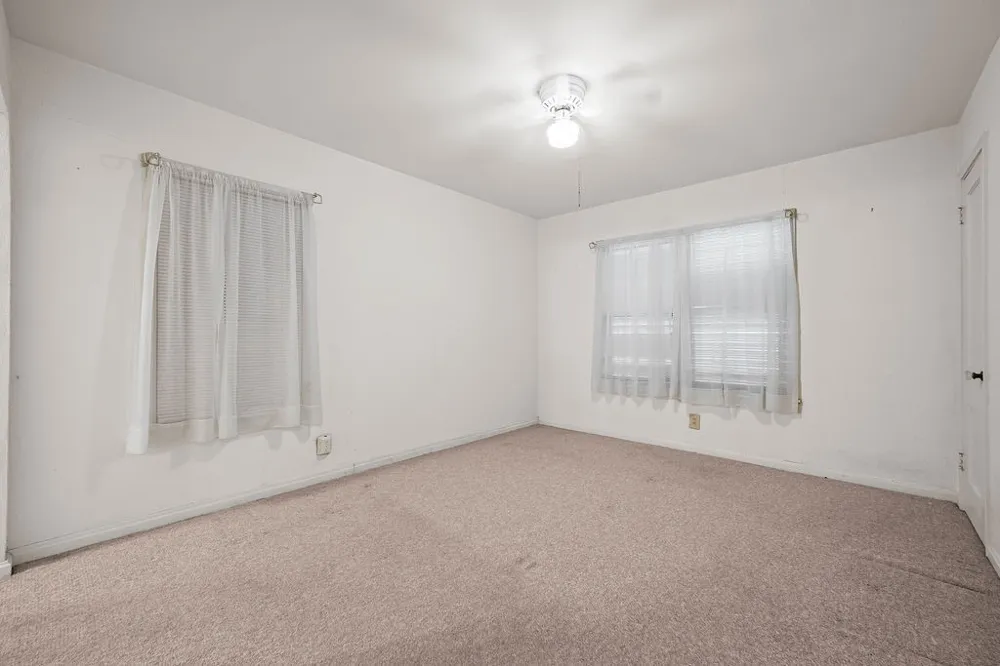 718 Ralston Corpus Christi, TX 78404