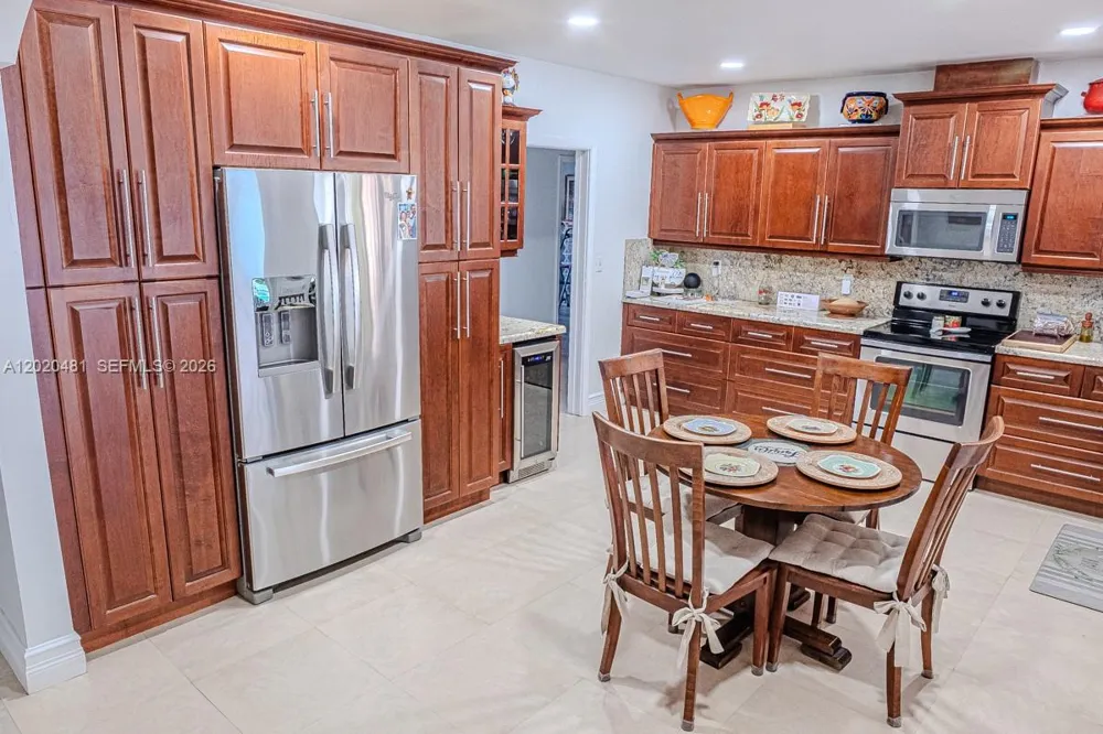 3400 SW 108th Ave Miami, FL 33165