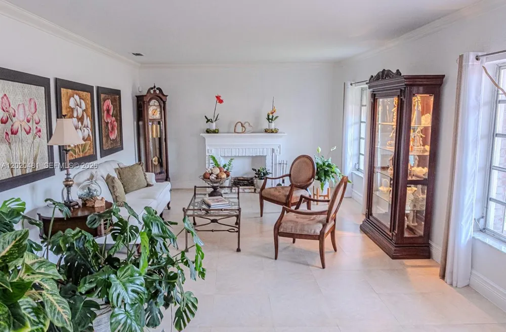 3400 SW 108th Ave Miami, FL 33165