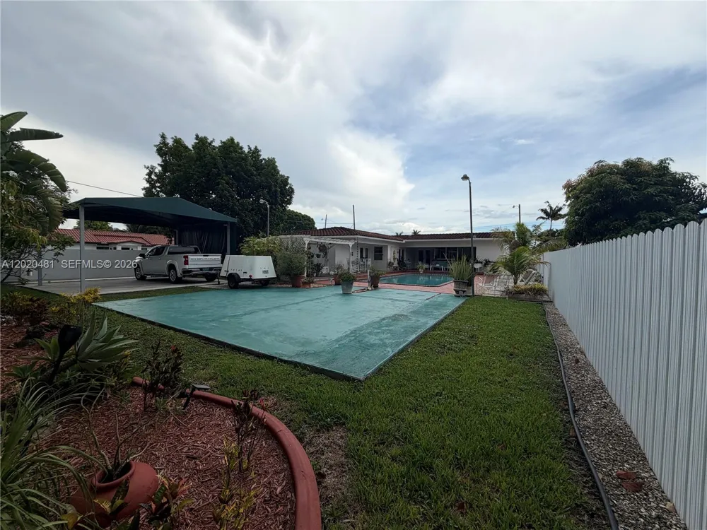 3400 SW 108th Ave Miami, FL 33165