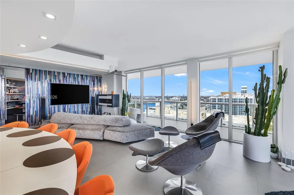 6365 Collins Ave #2301 Miami Beach, FL 33141