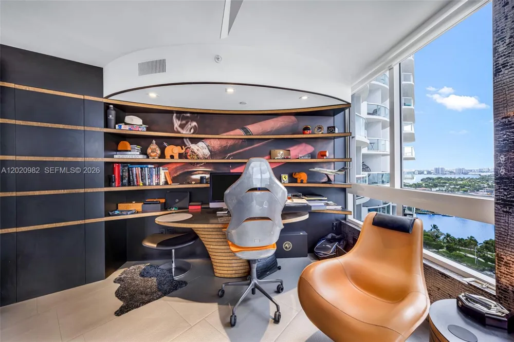 6365 Collins Ave #2301 Miami Beach, FL 33141