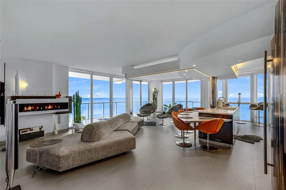 6365 Collins Ave #2301 Miami Beach, FL 33141