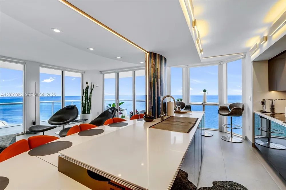 6365 Collins Ave #2301 Miami Beach, FL 33141