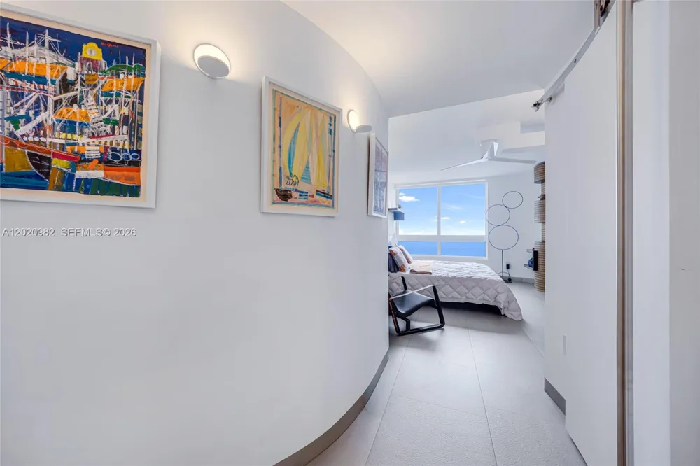 6365 Collins Ave #2301 Miami Beach, FL 33141
