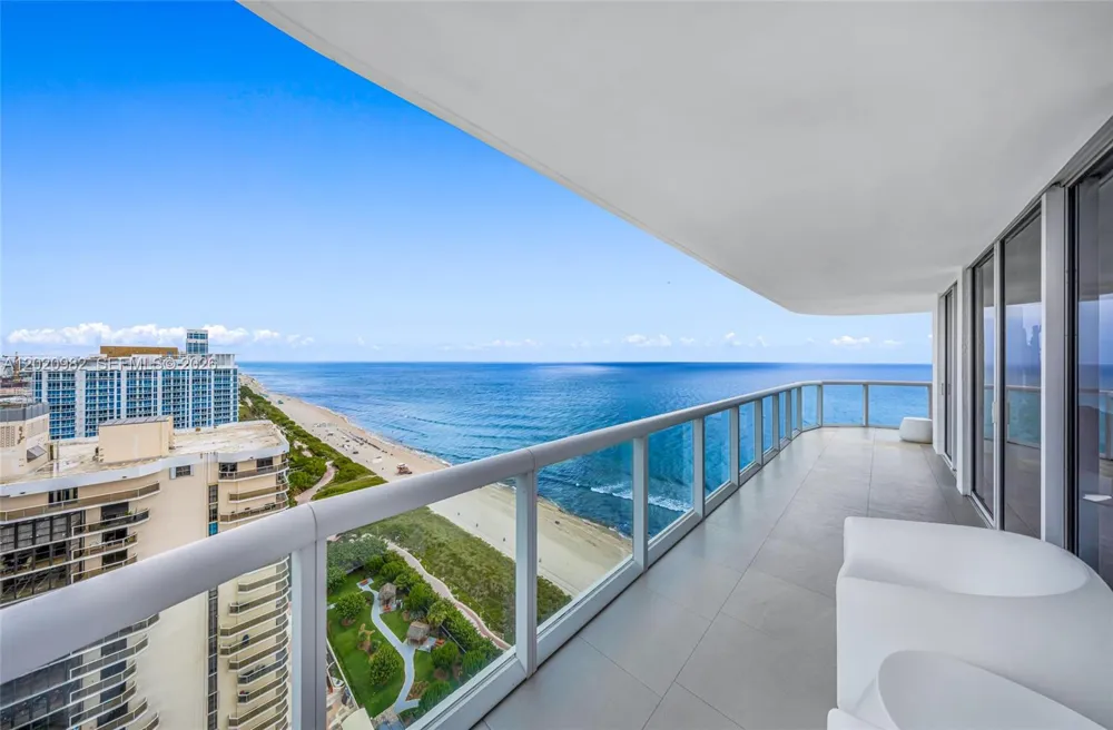 6365 Collins Ave #2301 Miami Beach, FL 33141