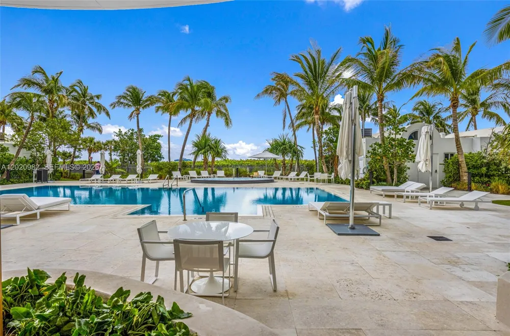 6365 Collins Ave #2301 Miami Beach, FL 33141