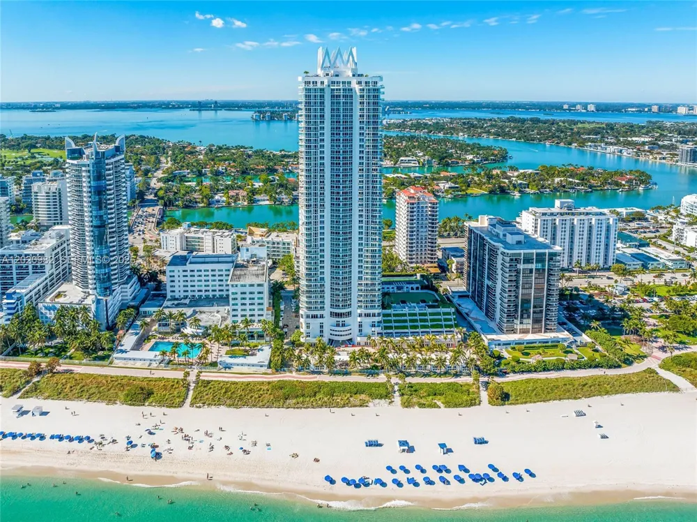6365 Collins Ave #2301 Miami Beach, FL 33141