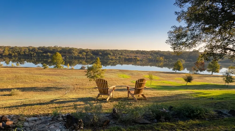3721 Lakeview Drive Cottonwood Shores, TX 78657