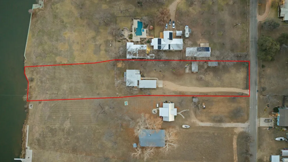 3721 Lakeview Drive Cottonwood Shores, TX 78657
