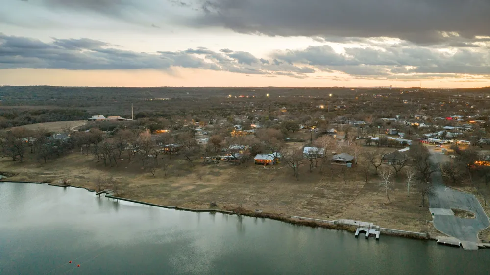 3721 Lakeview Drive Cottonwood Shores, TX 78657