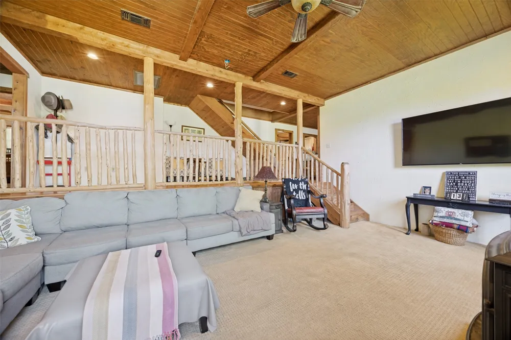 744 County Road 4910 Trenton, TX 75490