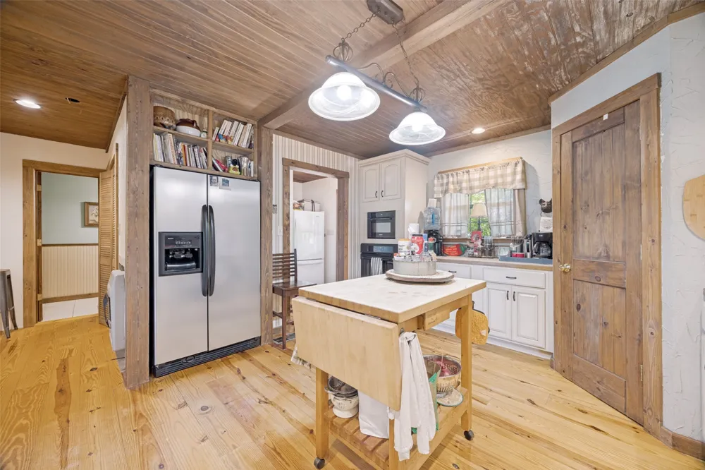 744 County Road 4910 Trenton, TX 75490