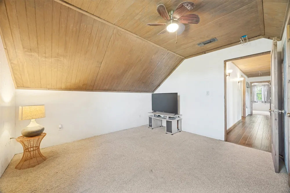 744 County Road 4910 Trenton, TX 75490