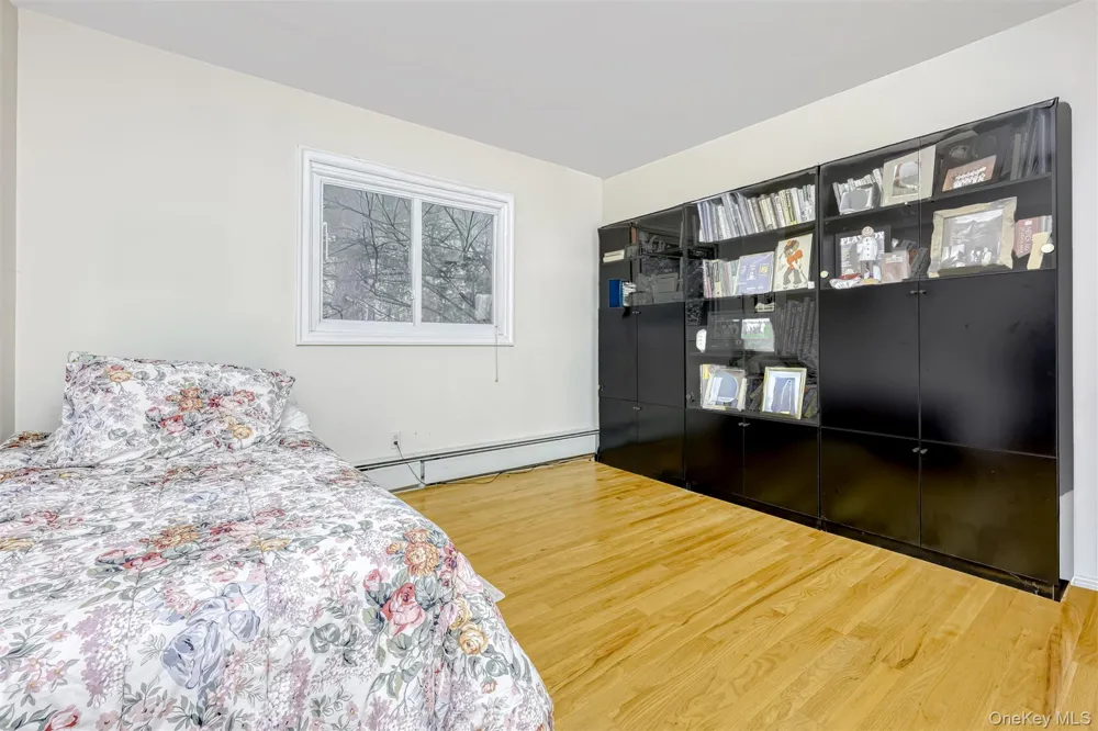 8 Kings Gate Road Suffern, NY 10901