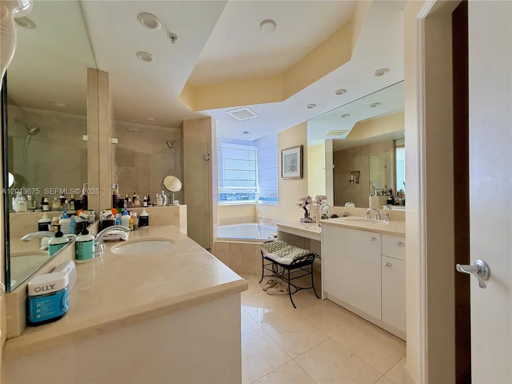 19400 Turnberry Way #731 Aventura, FL 33180