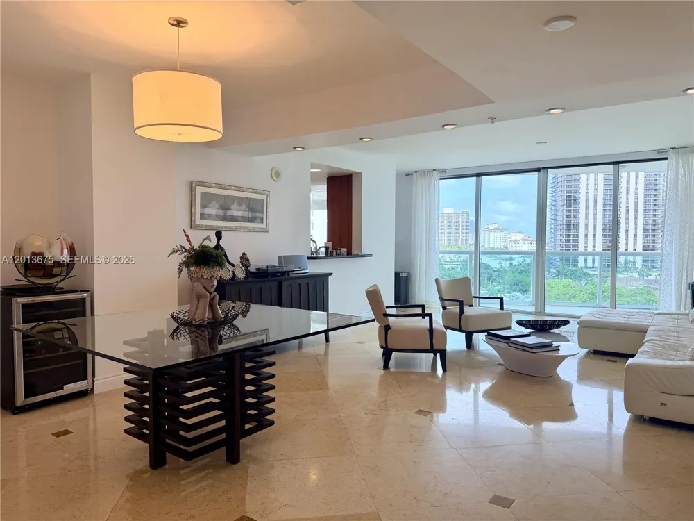 19400 Turnberry Way #731 Aventura, FL 33180