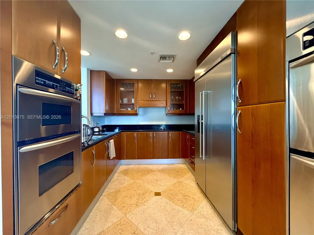 19400 Turnberry Way #731 Aventura, FL 33180