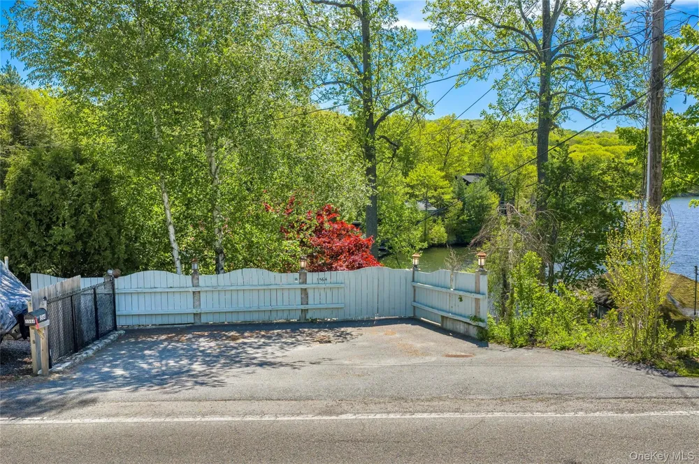 1564 Route 292 Holmes, NY 12531